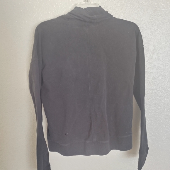 Lululemon Stress Less Pullover Black sz 4 - Picture 6 of 9